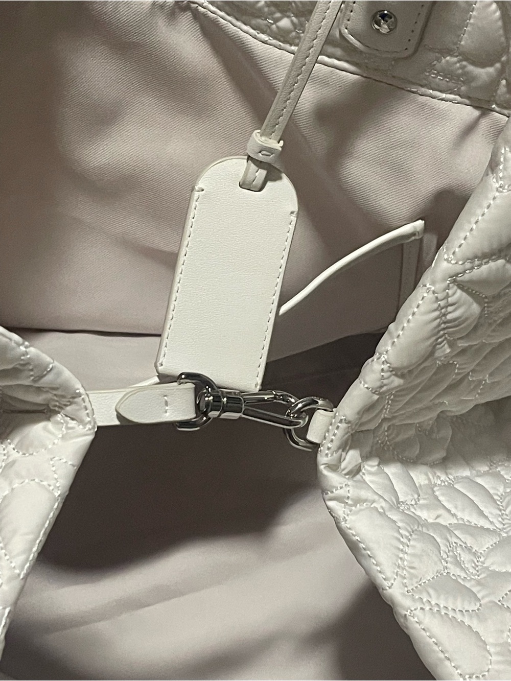 Kate Spade New York White Quilted purse - Picture 4 of 7